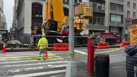 How Jeff Bezos gets furniture delivered to his New York City penthouse.