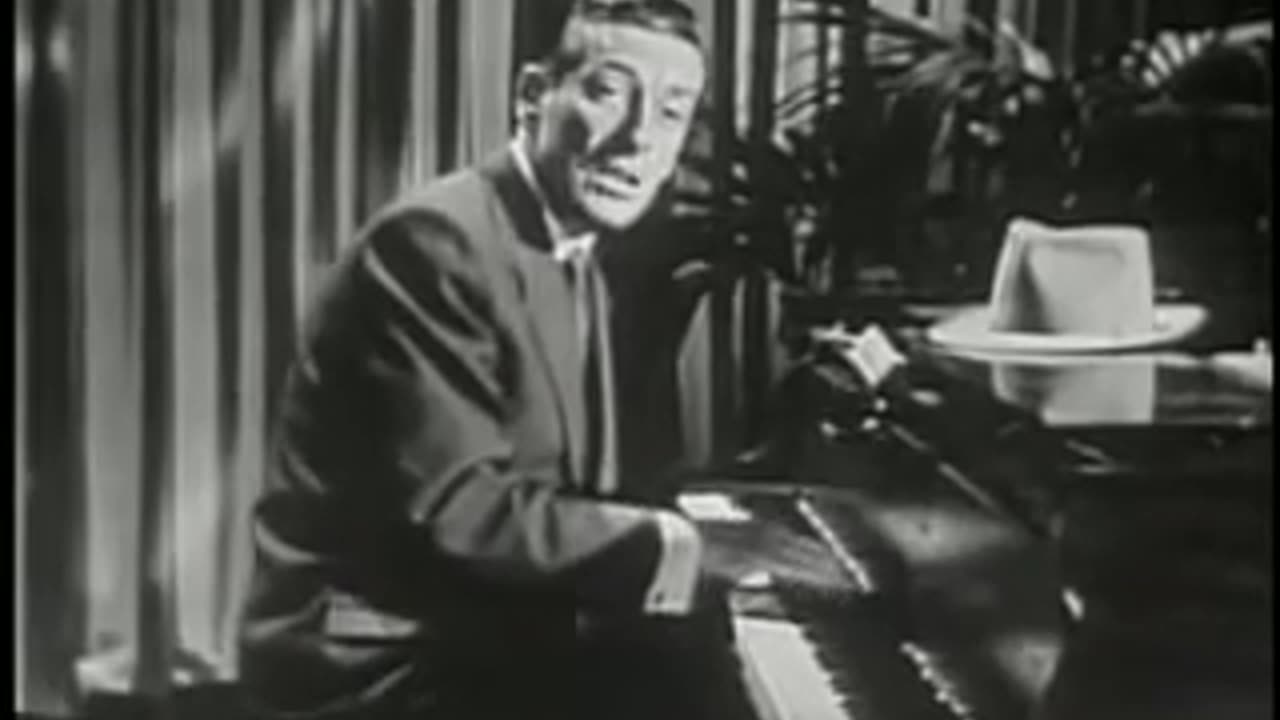 Colgate Comedy Hour, season 3.32 - hosted by Abbott and Costello