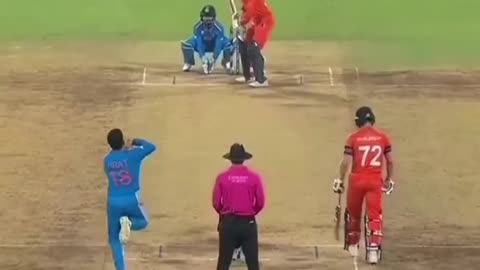 Virat Kohli Bolling