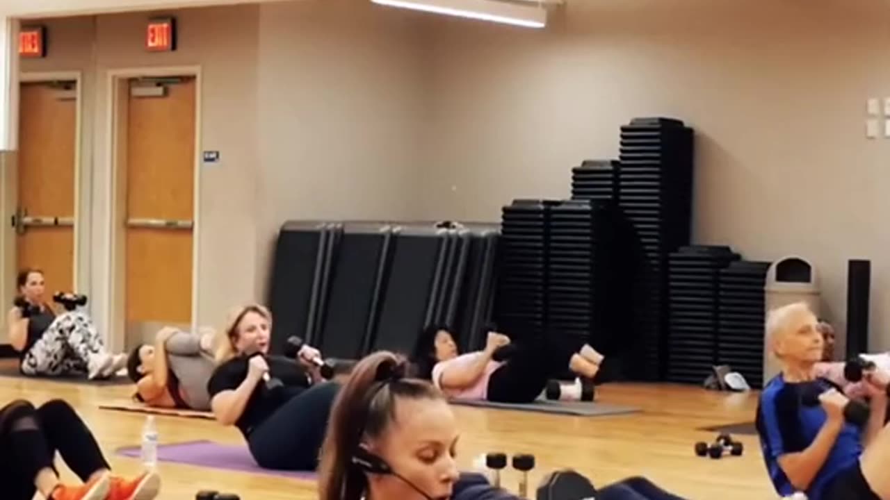 EXERCISES WITH WEIGHTS CARDIO, STRENGTH + ABS WORKOUT