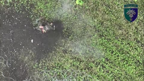 💥🔗 Ukraine Russia War | Russian Soldier Blasted While Crossing Barbed Wire | RCF