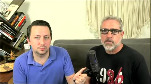 HISTORIC: DOLLAR LOST 50% OF VALUE! - Economy Falters As People Panic Buy Gold & Silver!