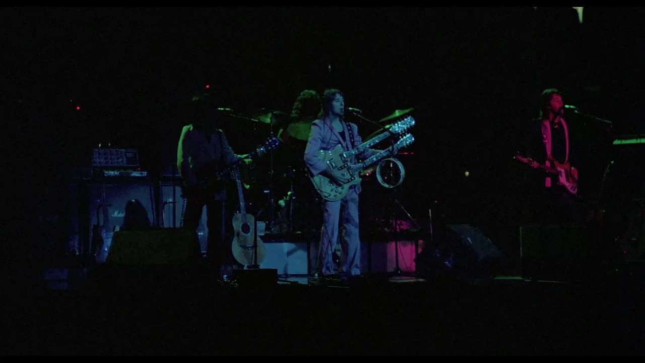 Spirits of Ancient Egypt - Paul McCartney & Wings (live)
