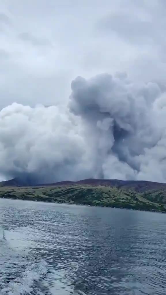 People fleeing their homes after Taal Volcano erupted in the Philippines on Sunday.