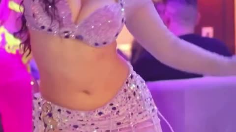 🍒 Thicc And Sexy Indian Beauty 🍑