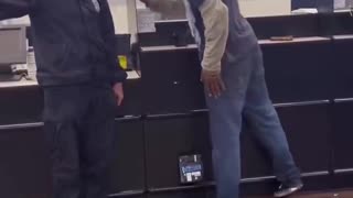 Negro Chimps Out in White California Store – Wake Up Call for Whites