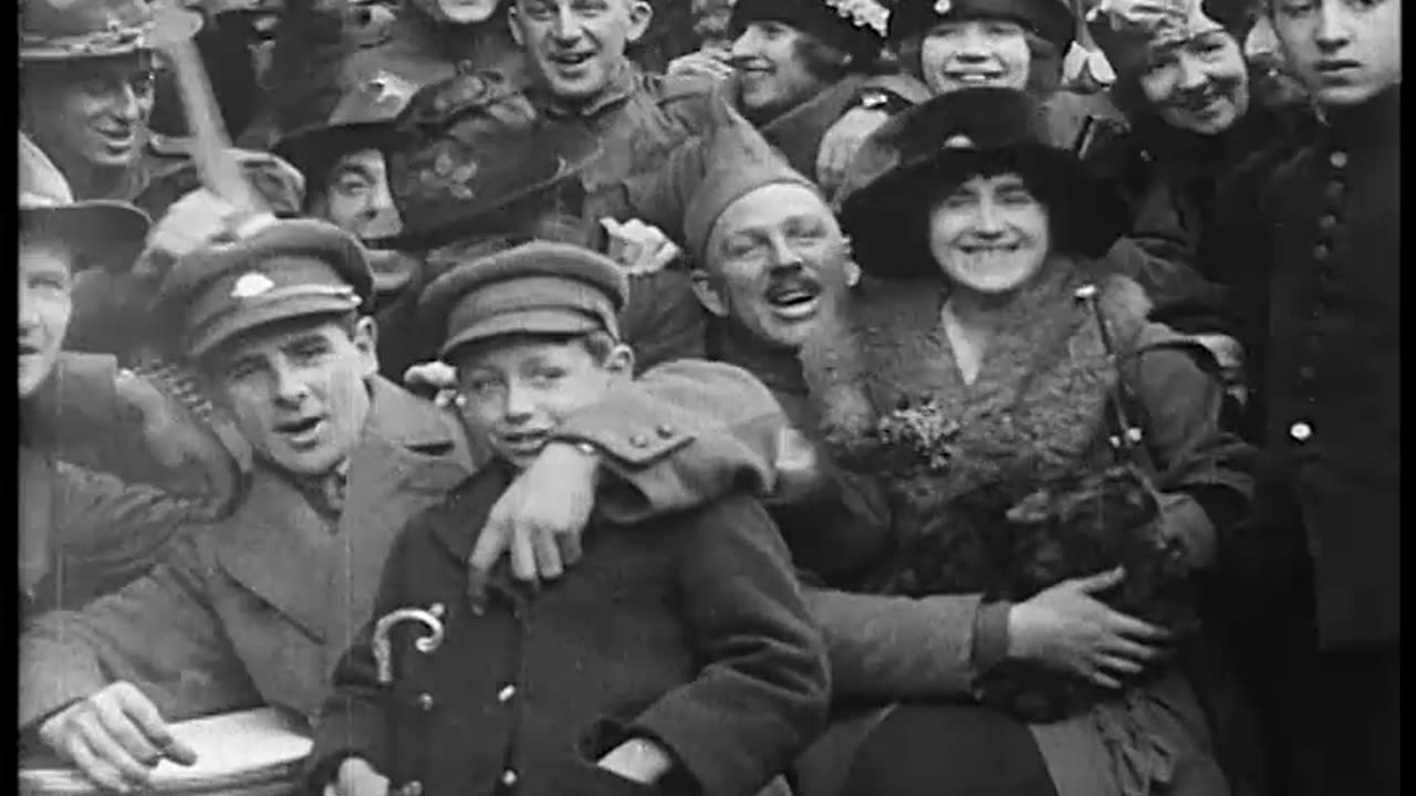 [UNIVERSAL NEWSREEL EXCERPTS] - [UNIVERSAL NEWSREEL EXCERPTS] - cbs-cbswwi-53