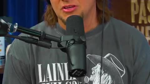 Theo Von Gives His Honest Opinion on the Gaza Situation