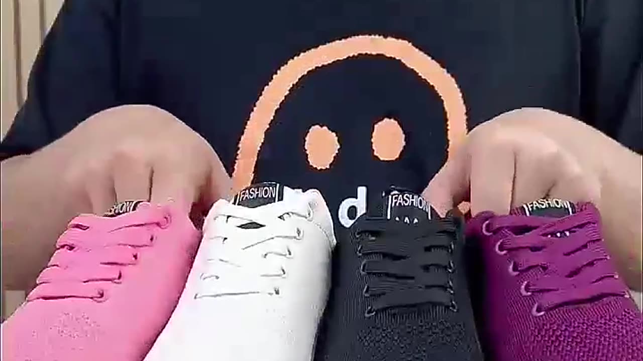 Womens Low-Top Air Cushion Sneakers