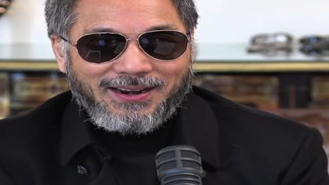 20230204文贵先生直播： #中共间谍气球 是对美国的不对称战争（超限战），是美国官僚腐败、被中共蓝金黄的结果，会加速灭共！但 #中共 没害怕， #没退缩。中共3000美金的中共气球武器