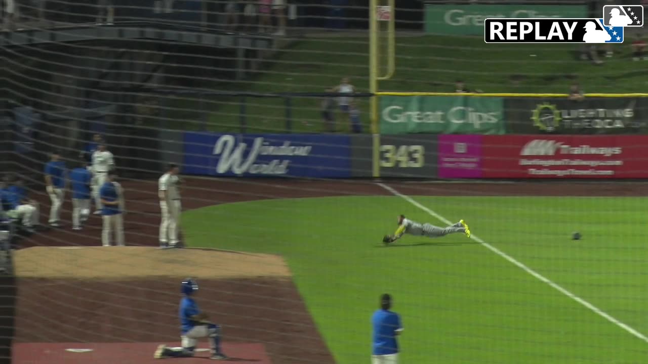 Yhoswar Garcia haciéndole honor a su apodo