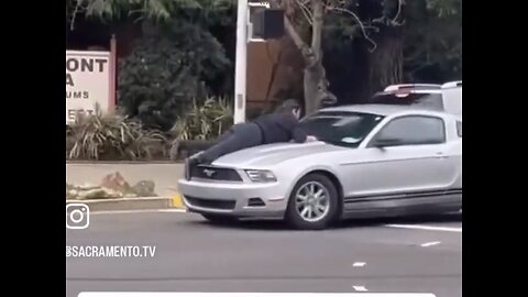 WOMAN TRY TO PREVENT DAUGHTER🚏🚘 🏃‍♀️📸FROM DATING BOYFRIEND🛣️🚘🏃‍♀️💫