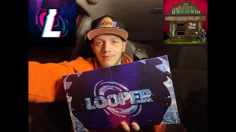 Unboxing New updated Welcome to the LooperVerse box & Reviewing Looper Reserve Zkittles THCA Dispo!!