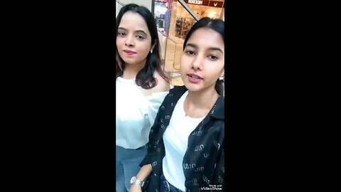 hello guys Kisi Ko Kuchh chahie Humse mango ok didi😂