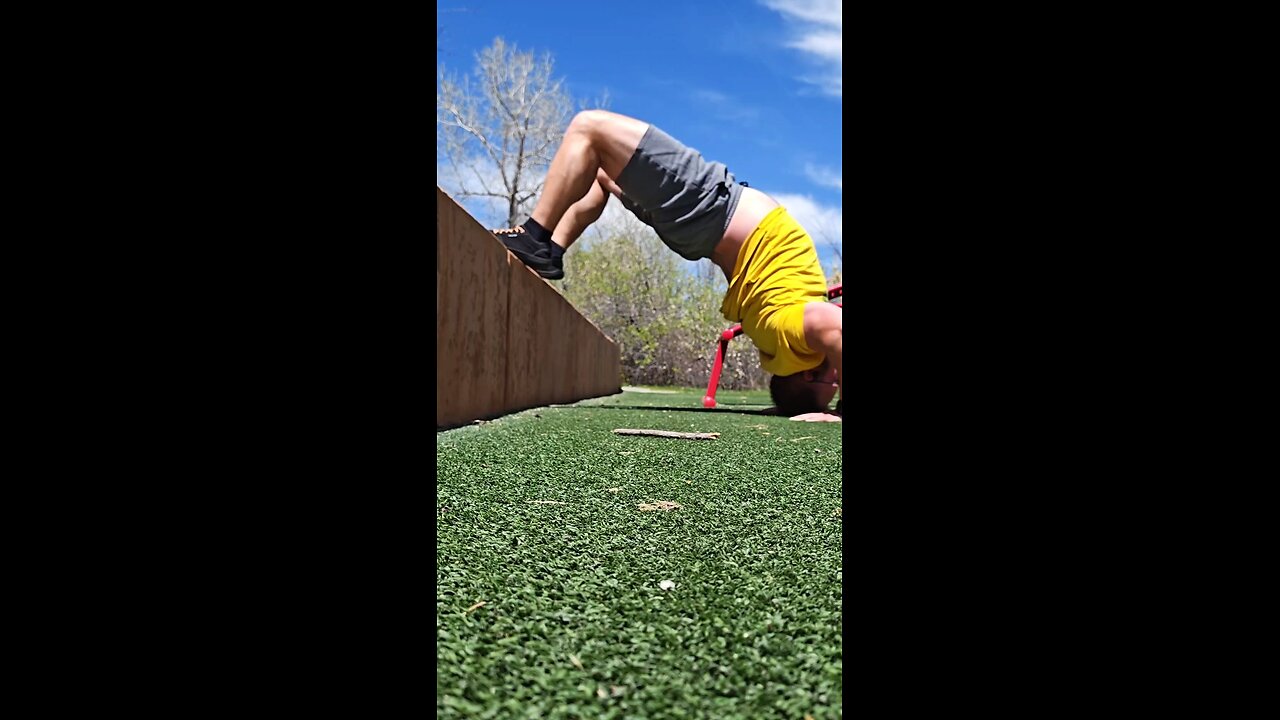 20 Minute Upper Body Calisthenics Workout