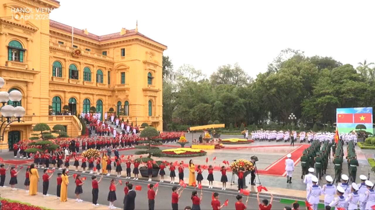 China's President Xi welcomed by Vietnam with grand ceremony as his 1st state visit