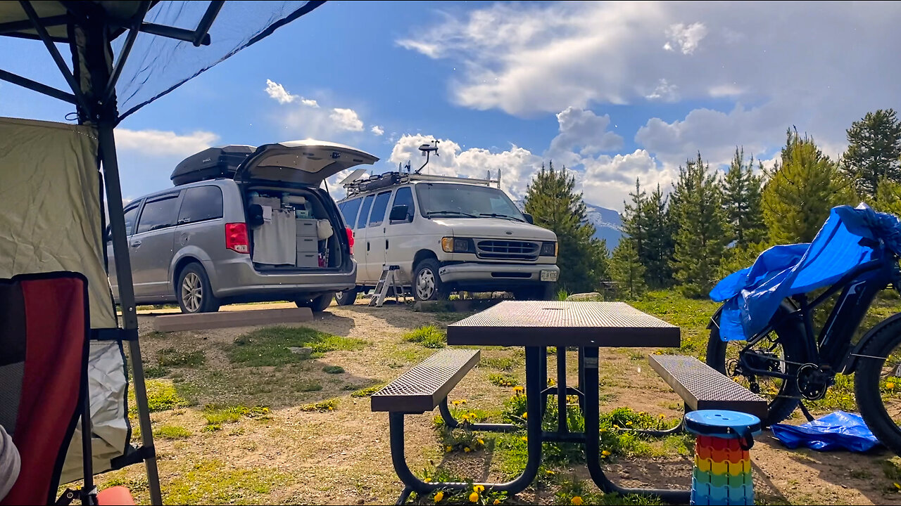 Colorado Camping Adventure: Van Life Convoy in the Mountains