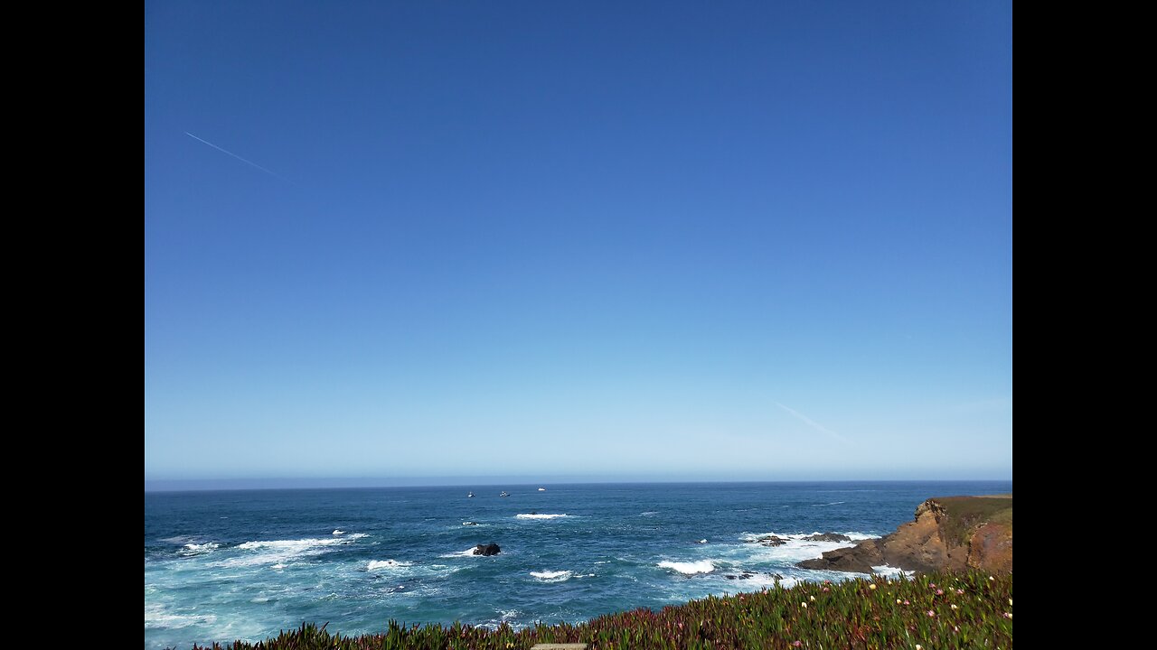 Three Minute Pacicic Rocks n Waves. April in Fort Bragg 2025.