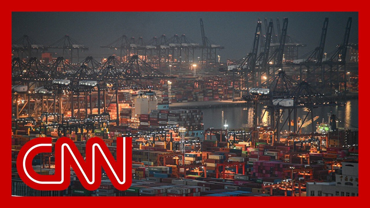 📉 Top Economist Predicts What's Next If Trump’s Tariff Uncertainty Continues