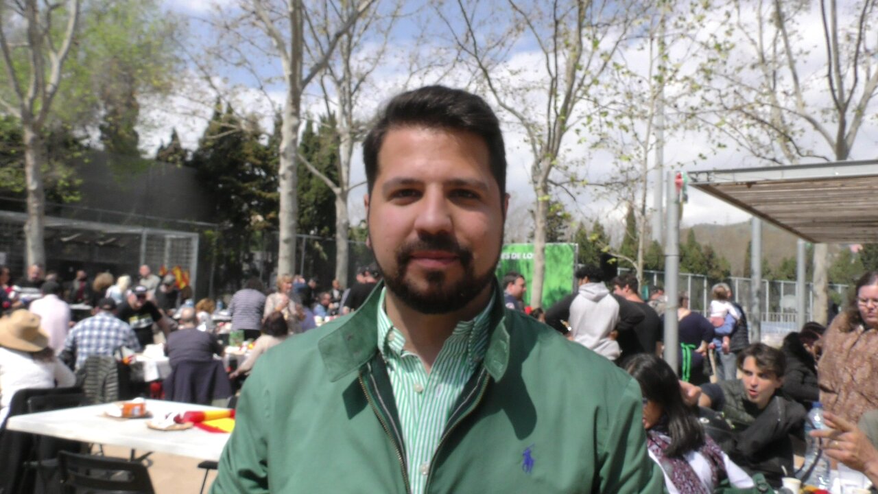 Ramírez le dedica butifarras catalanas a los patuleas infectas anti-VOX