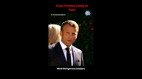 Emmanuel Macron meets President Putin