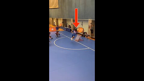 Greatest feint ever ?? 😳
