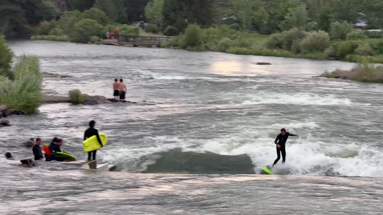 River Wave 001