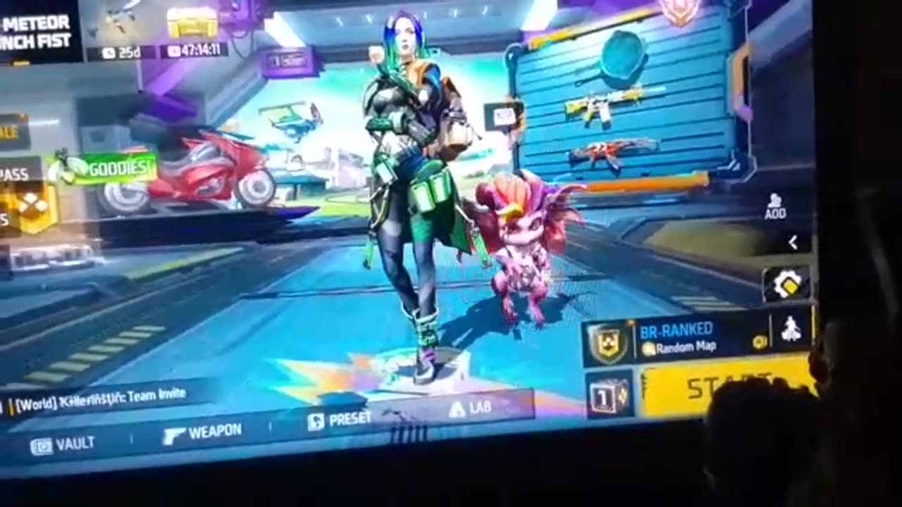 Cyraxx YouTube 04-16-25 free fire max Ranked gold 2 and 3 live matches