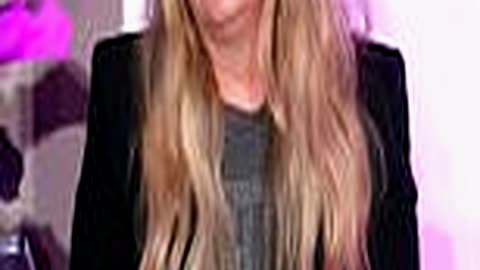 Christina Applegate Hospitalized for Health Issue