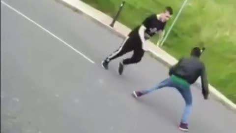 😱🤯 Knee Strike! | FCN