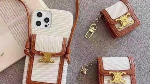 Clutches for mobile❤️\bags design