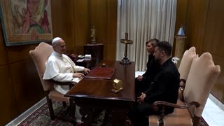 Pope Leo speaks with Ukraine's Zelenskiy after inaugural mass