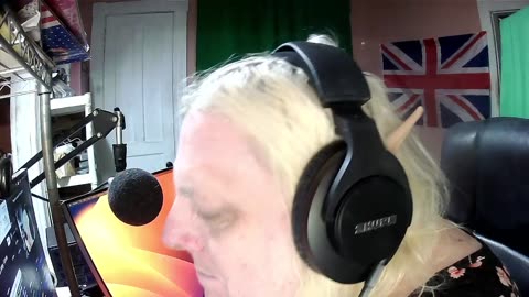 Silvermoon radio AM1610 Kriss Bliss guest DJ, Christmas special