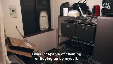 Must Watch: Meet The Most Famous Minimalist In Japan: Fumio Sasaki | EVERYDAY BO