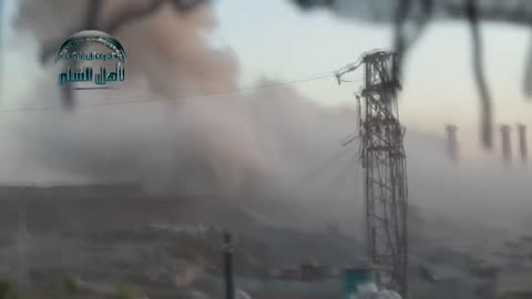 Syrian War Hell Cannon hits weapons cache in Syria - 2014.04.24