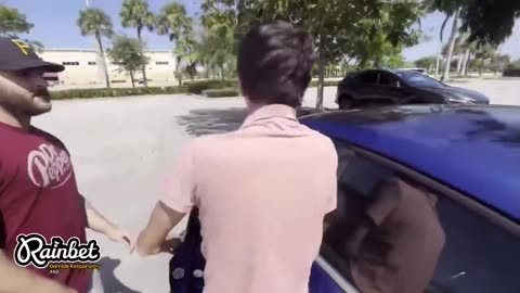 CHILD PREDATOR GOT A CRAZY BEATDOWN FOR TRYING TO MEET A LITTLE KID!