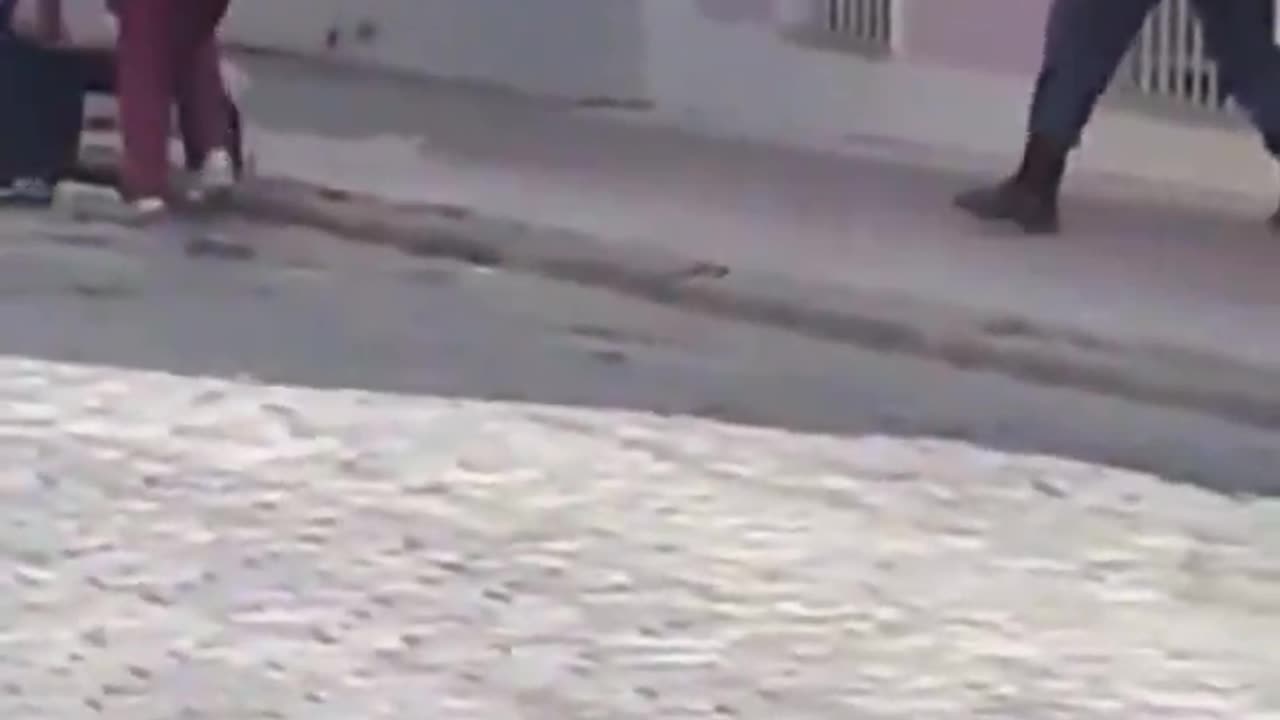 Problem solved in 25 seconds. The police in Brazil