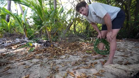 5 Days Solo Island Survival No Food, Water, or Shelter_part13