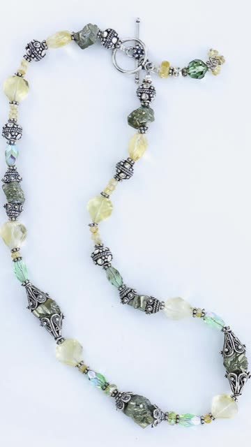 Antounique's Women’s Necklace Collection #crystals #crystalcommunity #crystaladdict #healingenergy