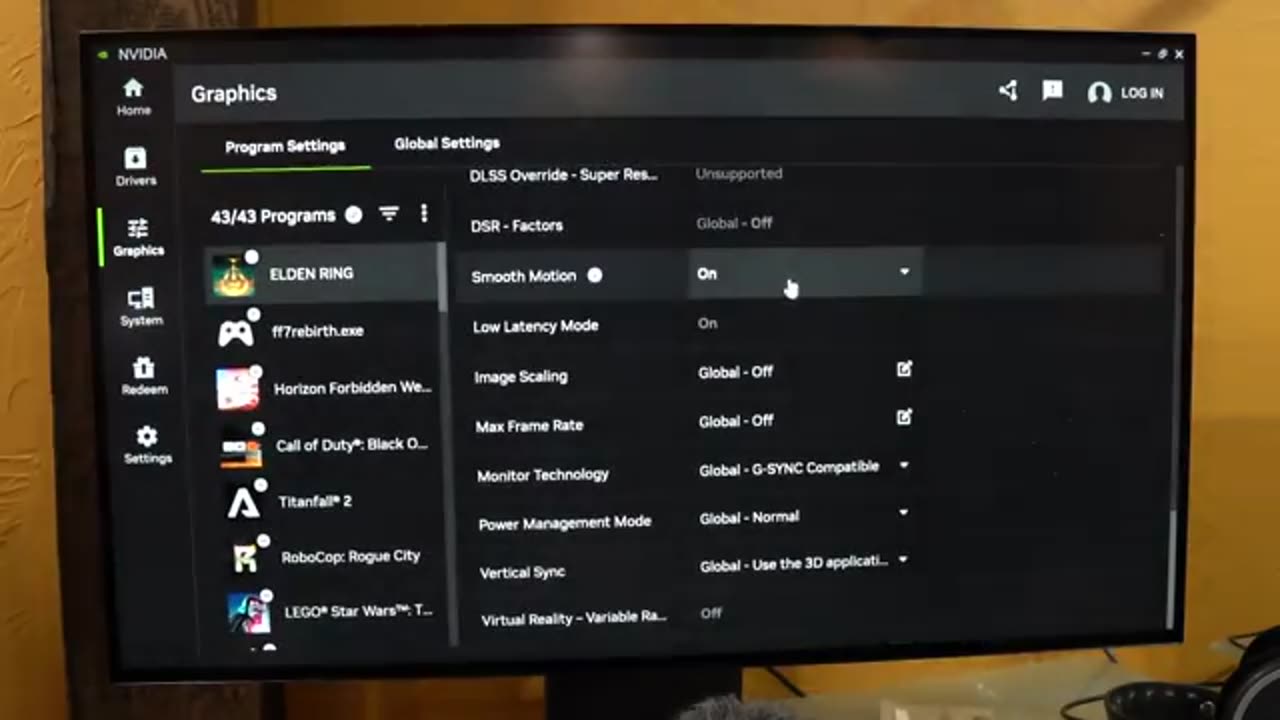 Lossless Scaling vs. DLSS 3.0