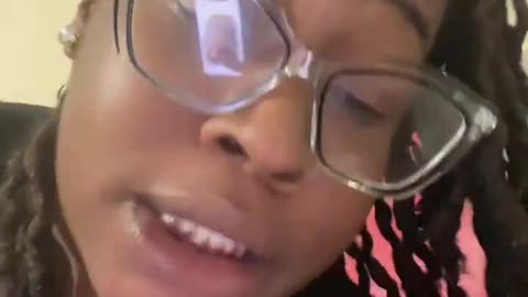 EBT of TikTok - Woman flashes bear mace as she warns grocery store security guards ...