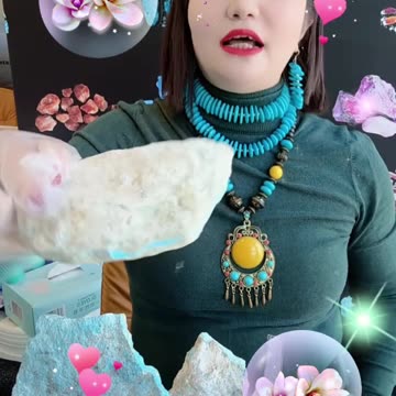 20250912-2 Carved Turquoise: Where Craftsmanship Writes Nature’s Poetry