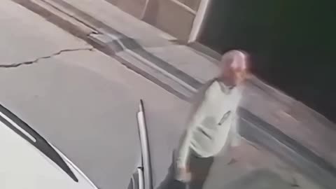 Old Man Opens Fire On Carjackers