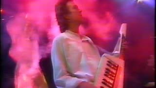 Kate Bush - Running Up That Hill