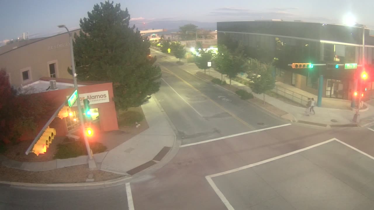 LAC MyDrive Central & 15th East