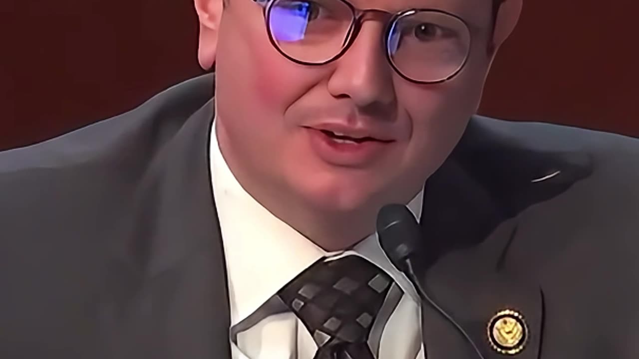 Congressman Eric Burlison praises the genius of DOGE & Elon in transforming the system!