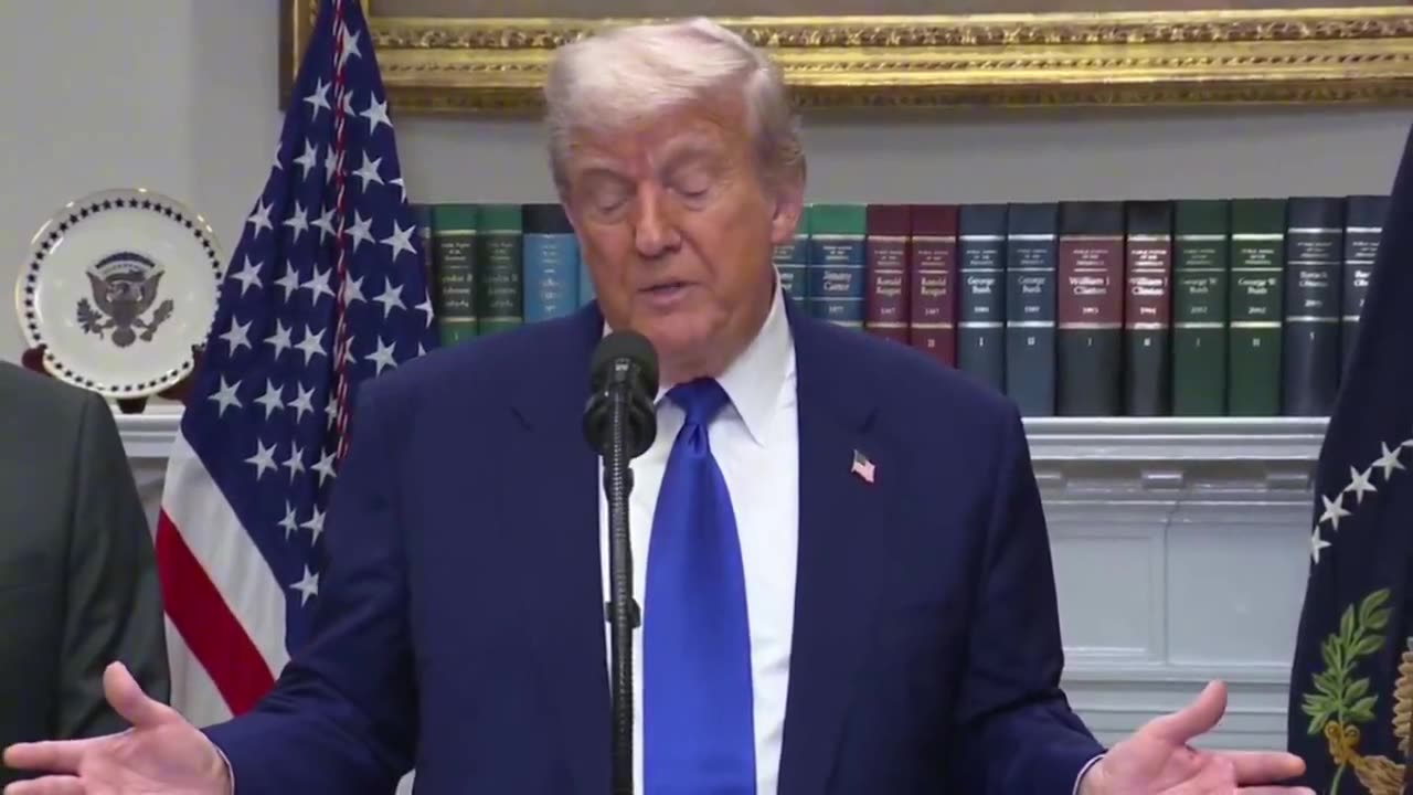 Trump: Trans people dont exist.