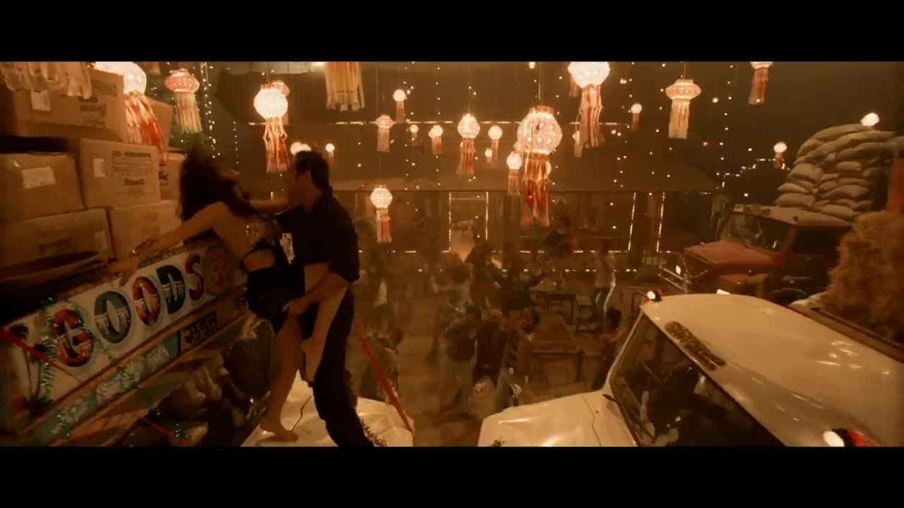 Aala Re Aala Full Video Shootout At Wadala John Abraham Mika Singh Sunidhi Chauhan