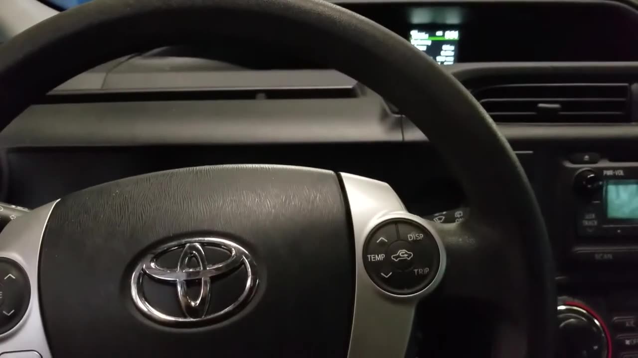 Reset oil light 2014 Toyota Prius C (without smart key)