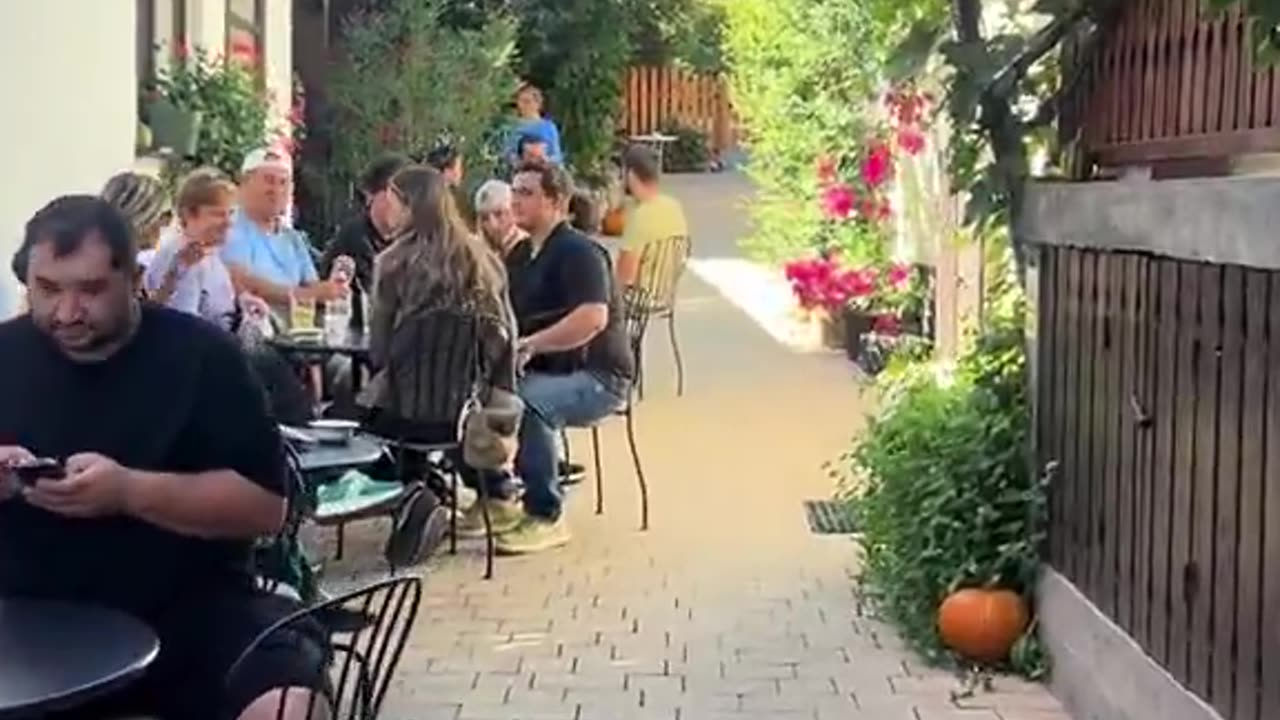 The most scenic café in Romania ☕️